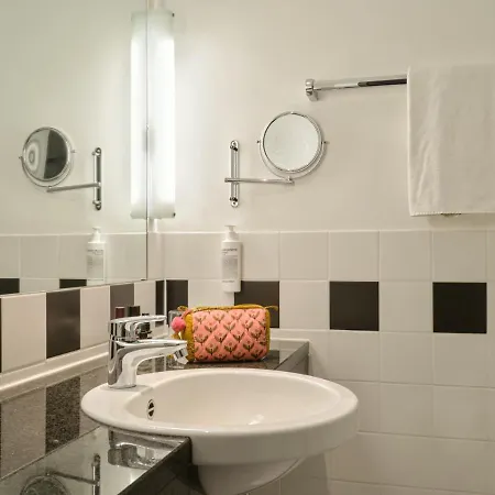 فندق Flemings Bremen-hauptbahnhof 4*