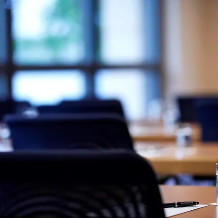 فندق Flemings Bremen-hauptbahnhof 4*