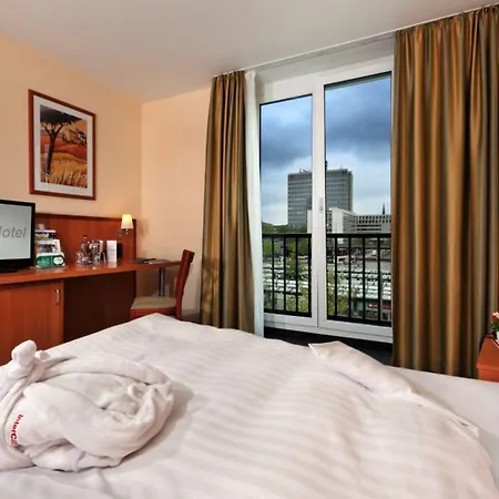 Flemings Bremen-hauptbahnhof 4*