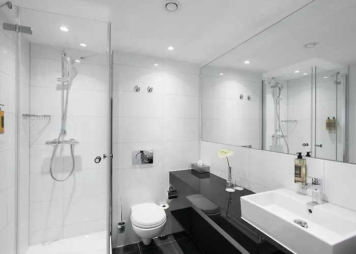 Отель Flemings Bremen-hauptbahnhof 4*