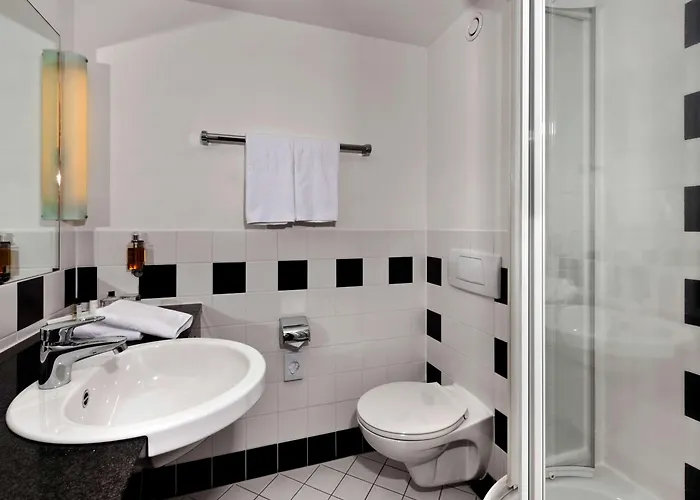 Отель Flemings Bremen-hauptbahnhof Бремен